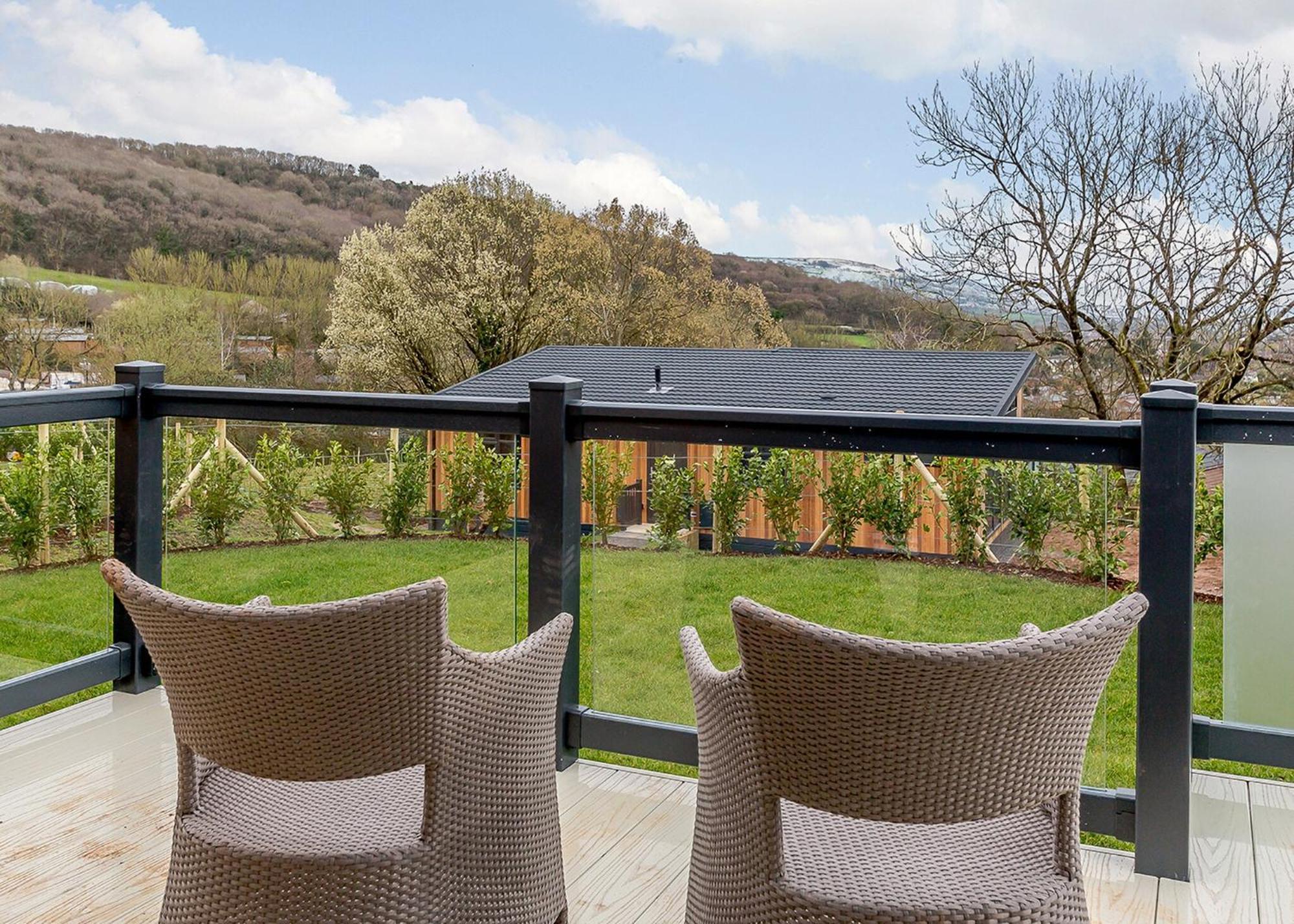 Cheddar Woods Resort And Spa Exteriör bild