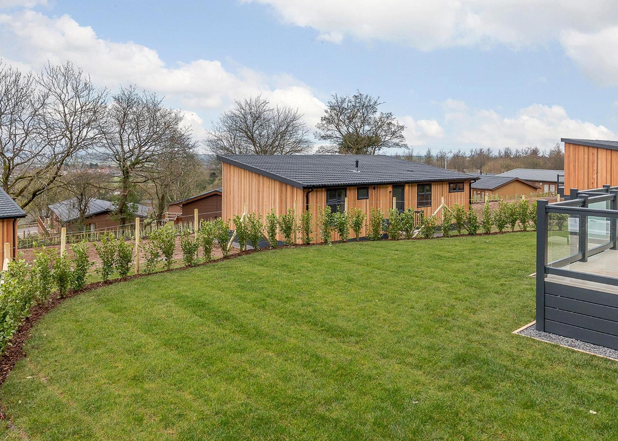 Cheddar Woods Resort And Spa Exteriör bild