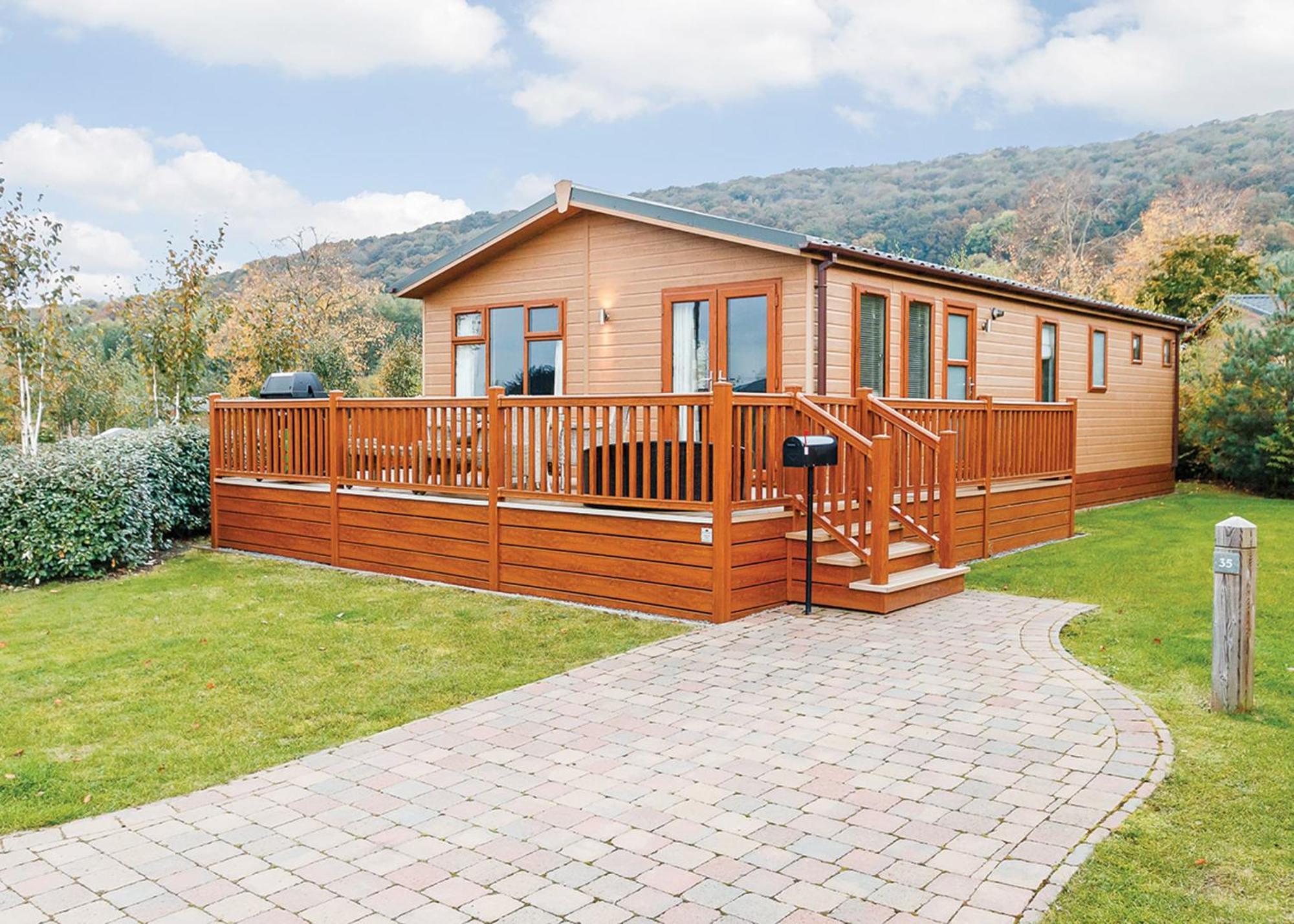 Cheddar Woods Resort And Spa Exteriör bild