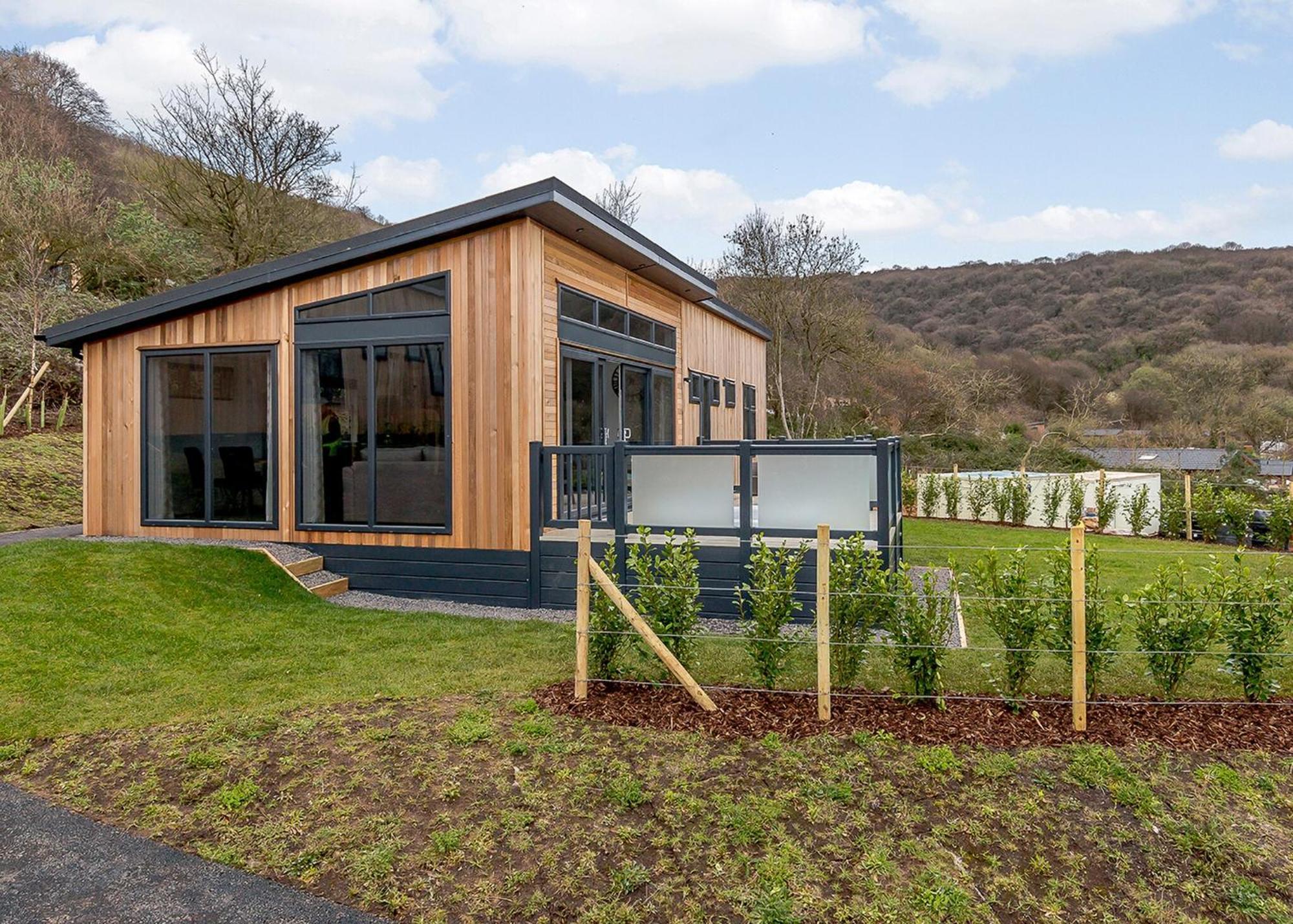 Cheddar Woods Resort And Spa Exteriör bild